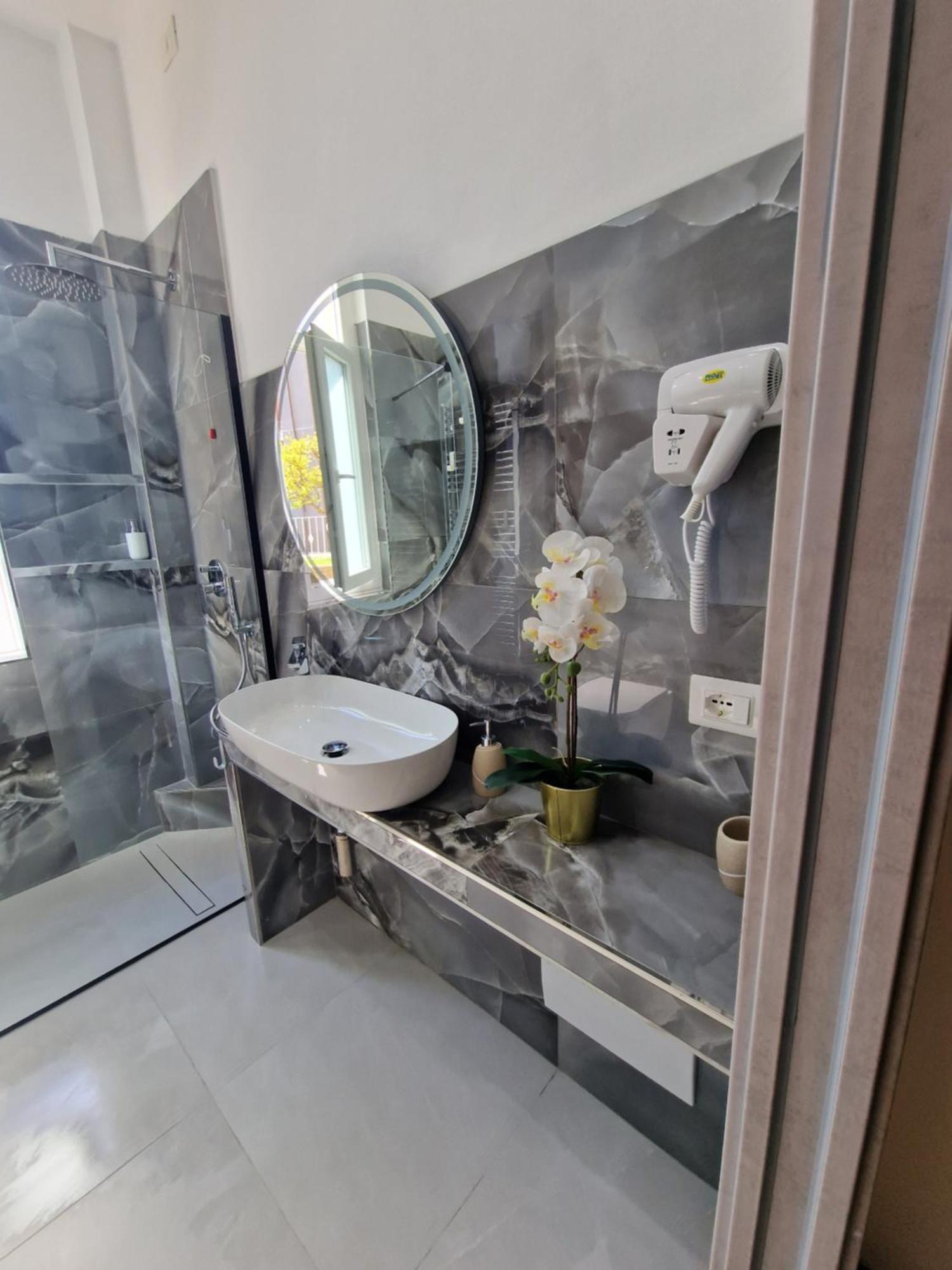 La Casa Della Stazione Lejlighed La Spezia Eksteriør billede